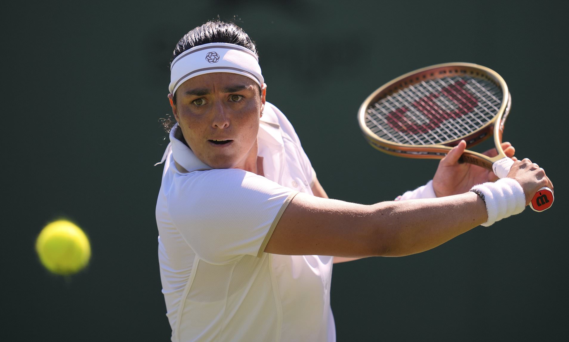Two-time Wimbledon finalist announces break from tennis to 'rediscover ...