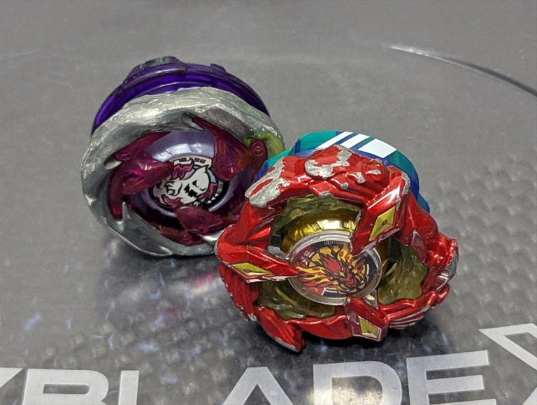 新品未開封　ペガサスブラスト　ATr　レッド　3個セット CX-00 スターター 【イベント限定】ペガサスブラストATr メタルコート