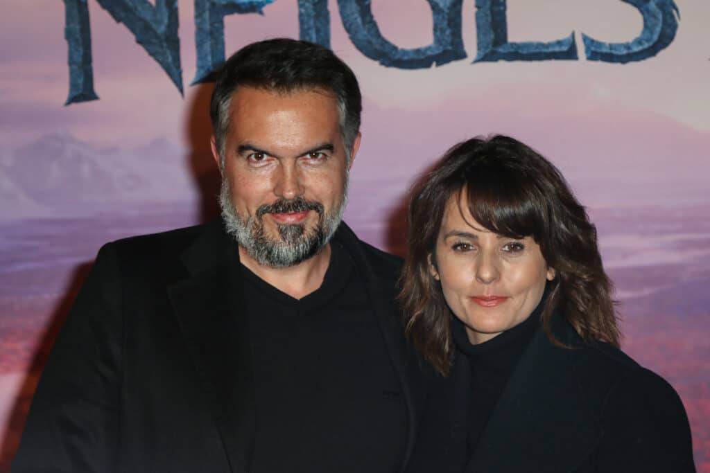 Faustine Bollaert et Maxime Chattam viennent-ils de démentir leur rupture au beau milieu de l'anniversaire de leur fille ?