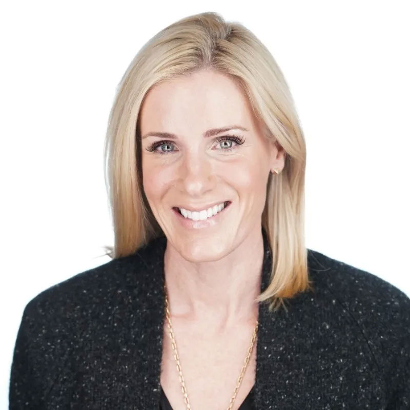 Kristin Cabot, the Chief People Officer at Astronomer, was caught canoodling with her boss at Coldplay. LinkedIn/Kristin Cabot