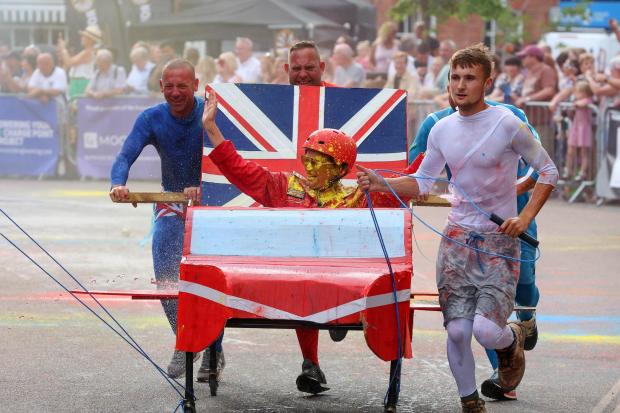 The best photos from this year's Romsey Bed Race as fun and laughter ...