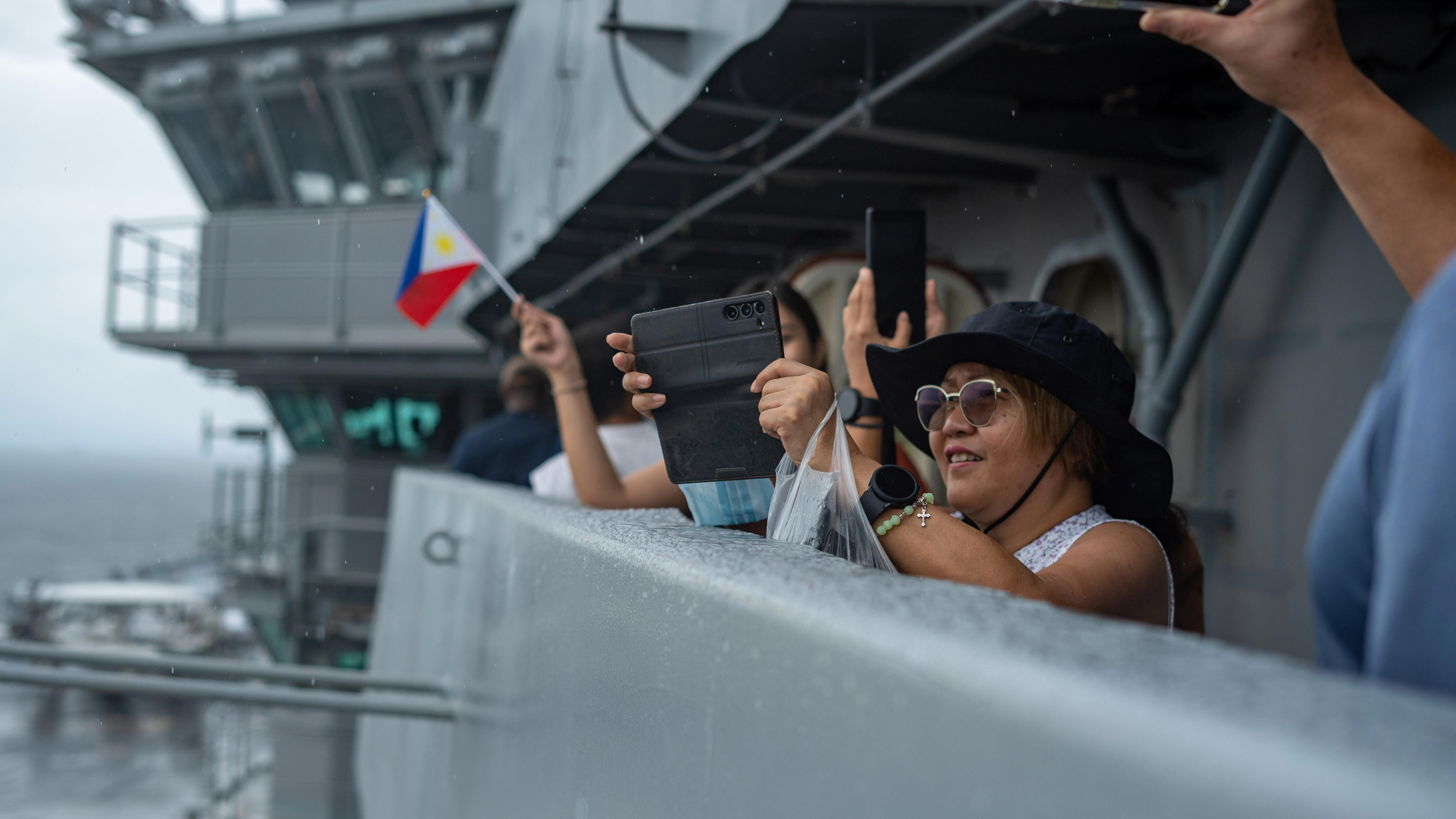 US Navy identifies sailor missing in waters off Australia's coast as  Middleburg man