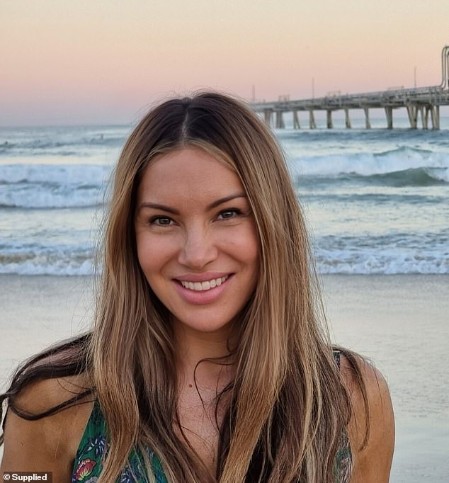 Unorthodox Dating Trend Australians Are Embracing Without Apps