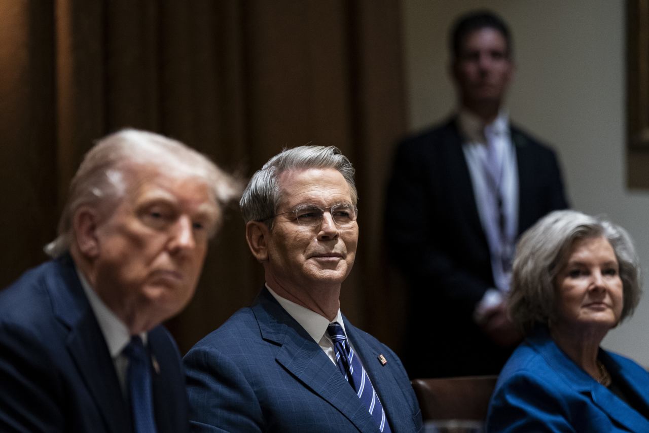 How Bessent Made the Case to Trump Against Firing Fed Chair Powell