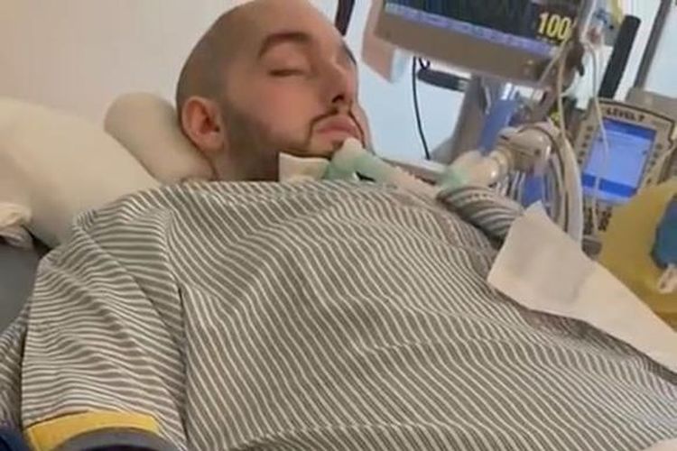 Pangeran Arab Saudi, Al Waleed bin Khalid meninggal dunia pada Sabtu (19/7/2025) usai koma 20 tahun.