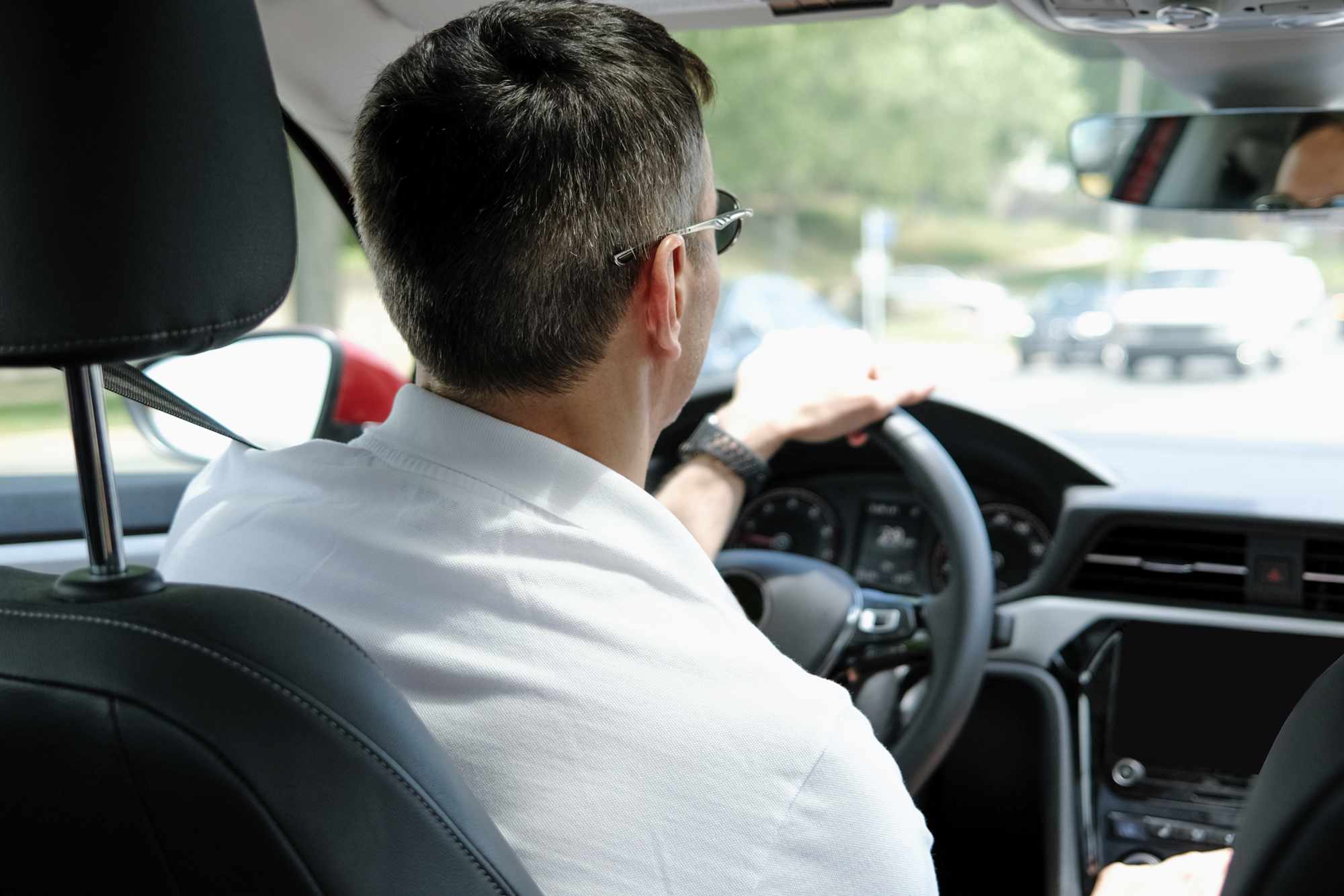 Woman Pays to Store Boyfriend's Broken Car Every Month While He Uses