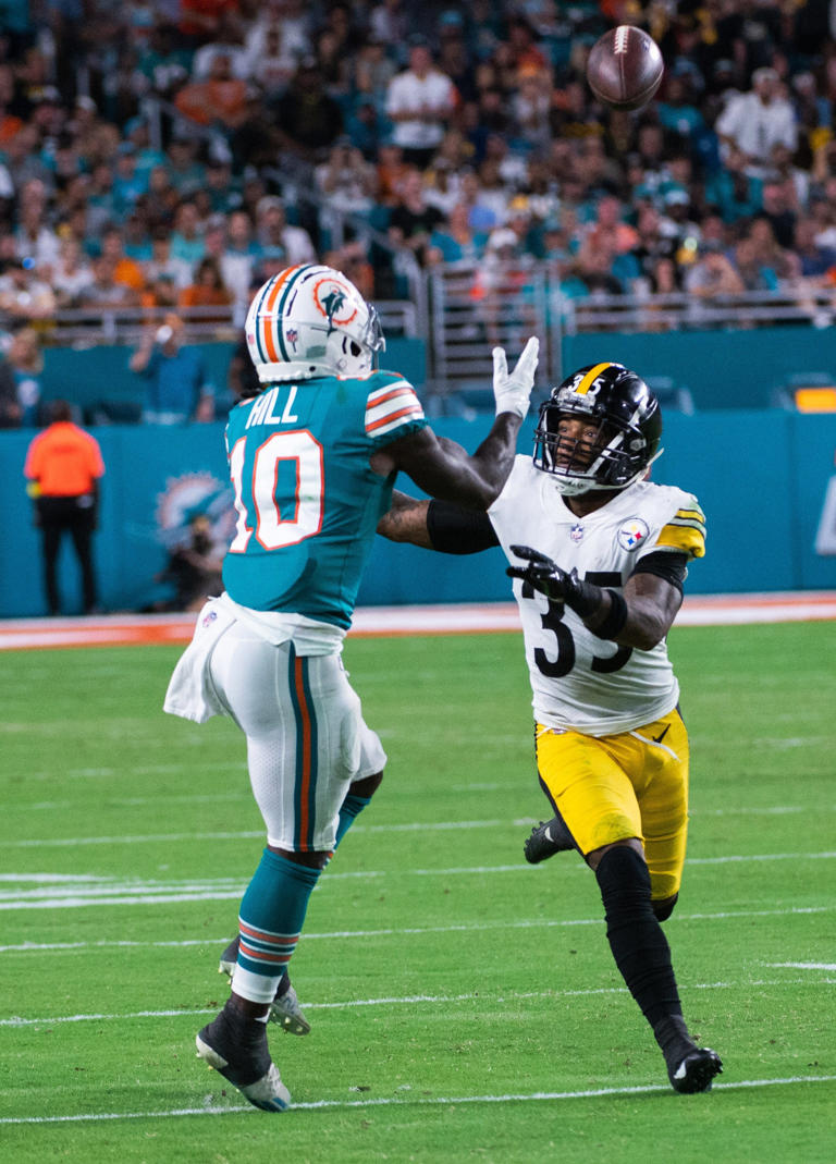 ESPN: Miami Dolphins own NFL’s worst roster after Tua, Tyreek exits