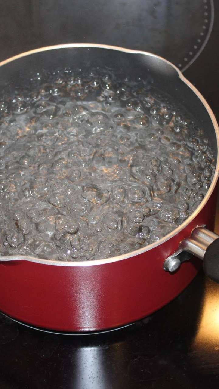 Boiled Water Vs Filtered Water: Which Is Safer For Consumption?