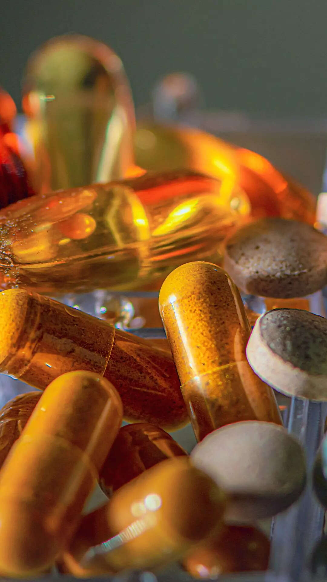 9 early signs your body is deficient in essential vitamins