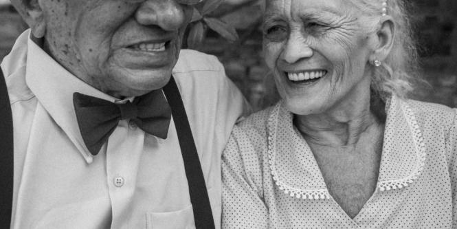 Adultos mayores / img de ref Junior REIS - Unsplash