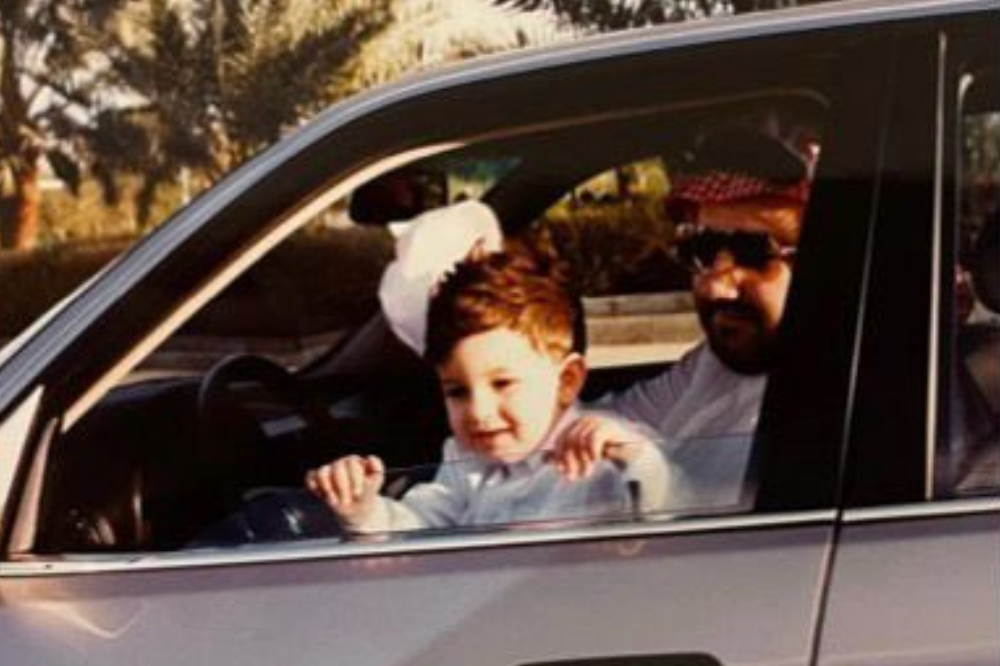 Foto Jadul Pangeran Arab 'Sleeping Prince' Bersama Keluarga