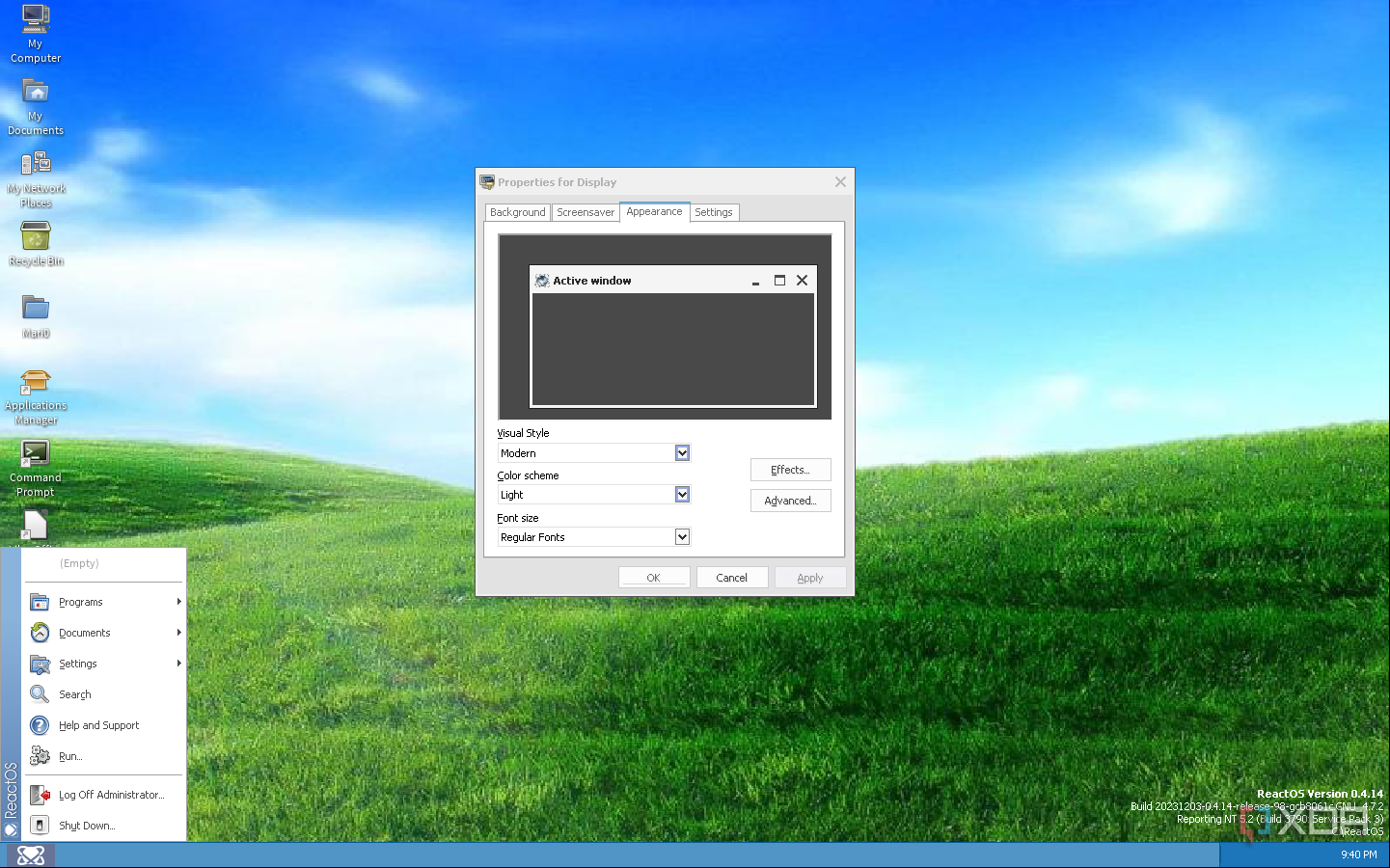 ReactOS desktop with the Modern theme