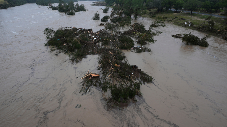 'year of the flood:' us sets record for flash flood warnings in 2025 amid widespread devastation