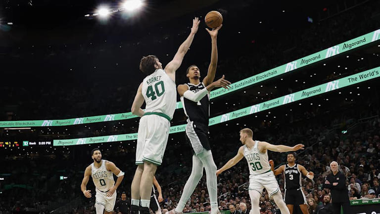 Spurs Legend Reacts to Team Adding Celtics Big Man