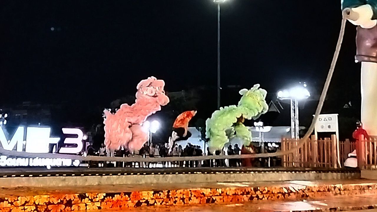 Lion dancers take on Squid Game jump rope challenge