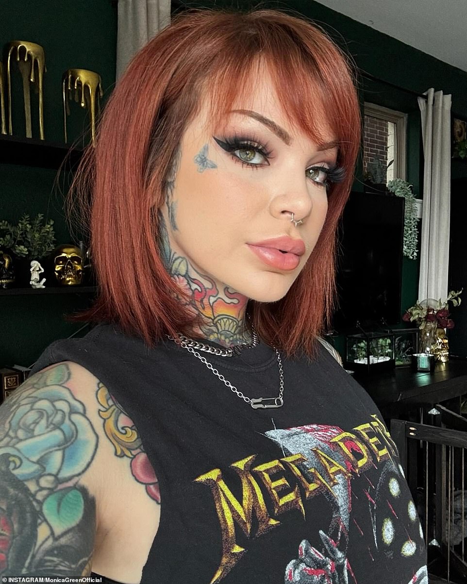 Delta flight narrowly avoids collision with speeding B-52 bomber