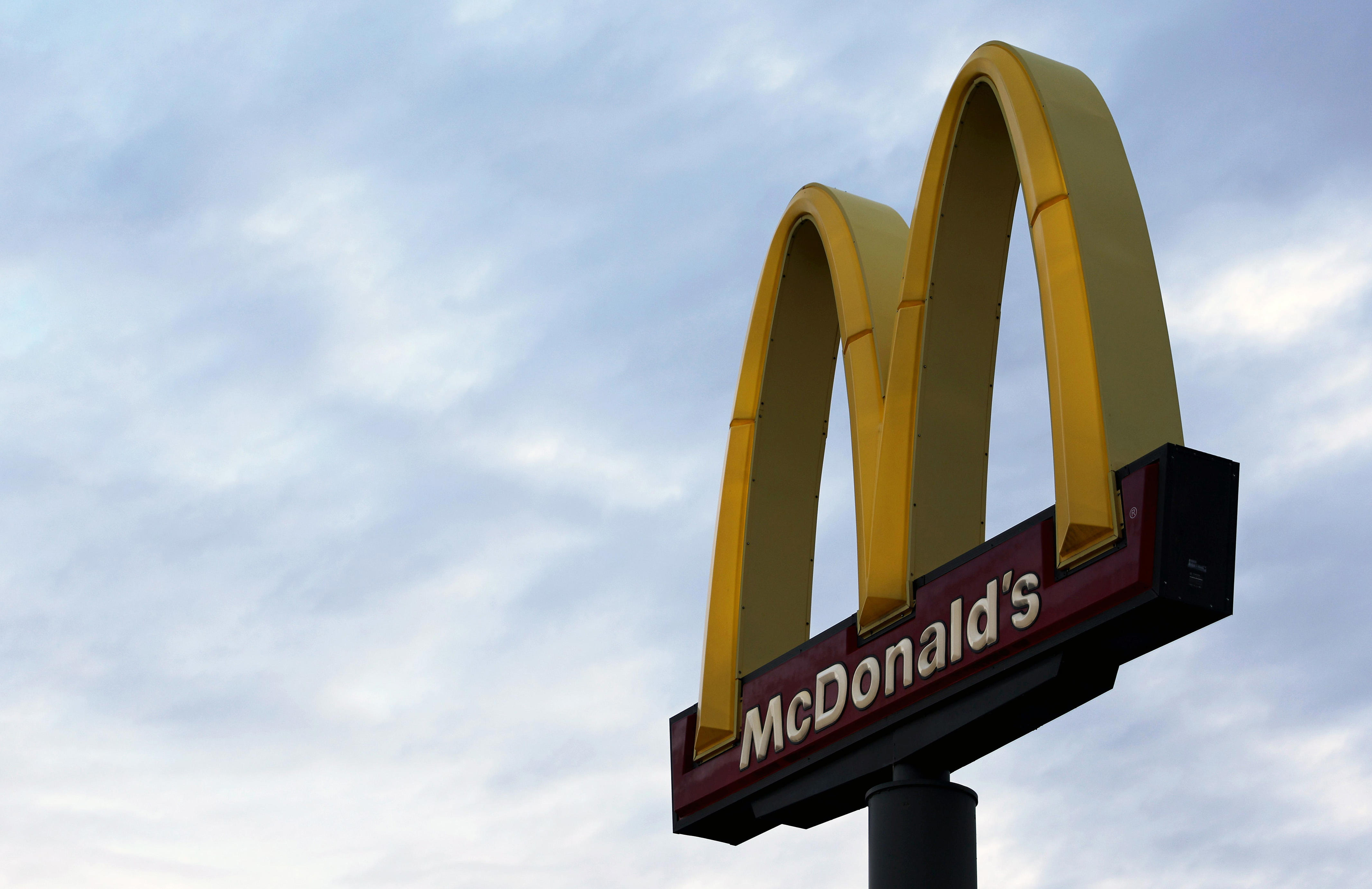 Are Snack Wraps a dud at McDonald's? Here's what the latest data shows ...