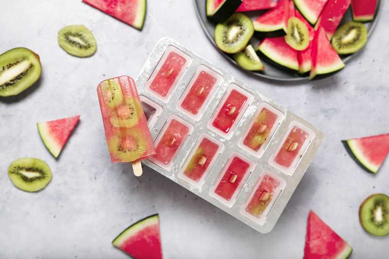 Ohne Eismaschine: So machst du Meloneneis ganz einfach selbst