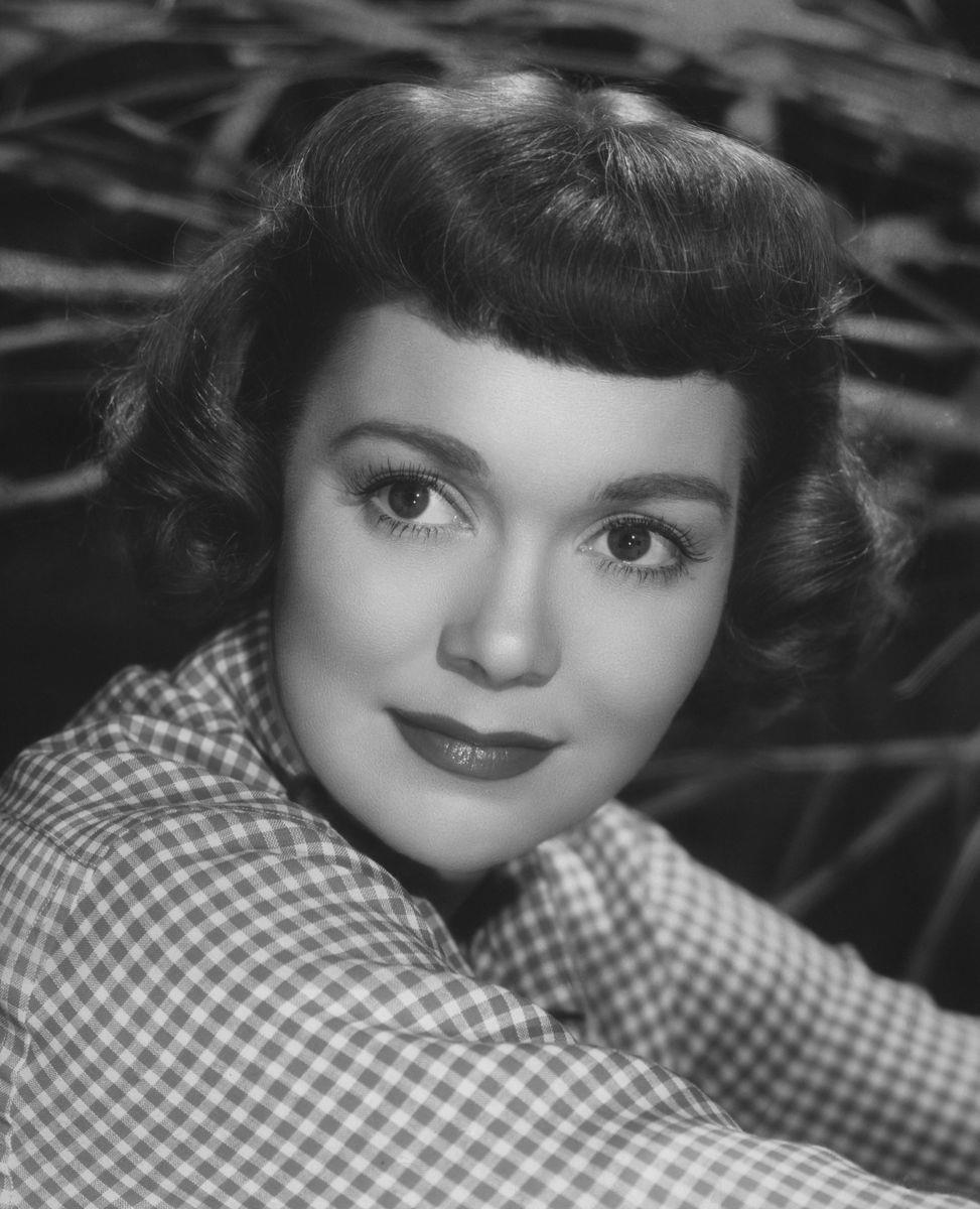 These vintage 1940s girls names are so popular right now