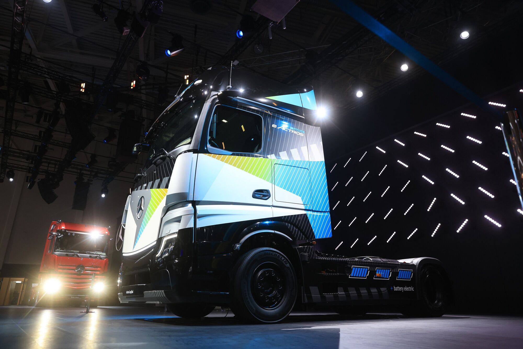 Daimler Truck to Double Defense - AA1Icali.img