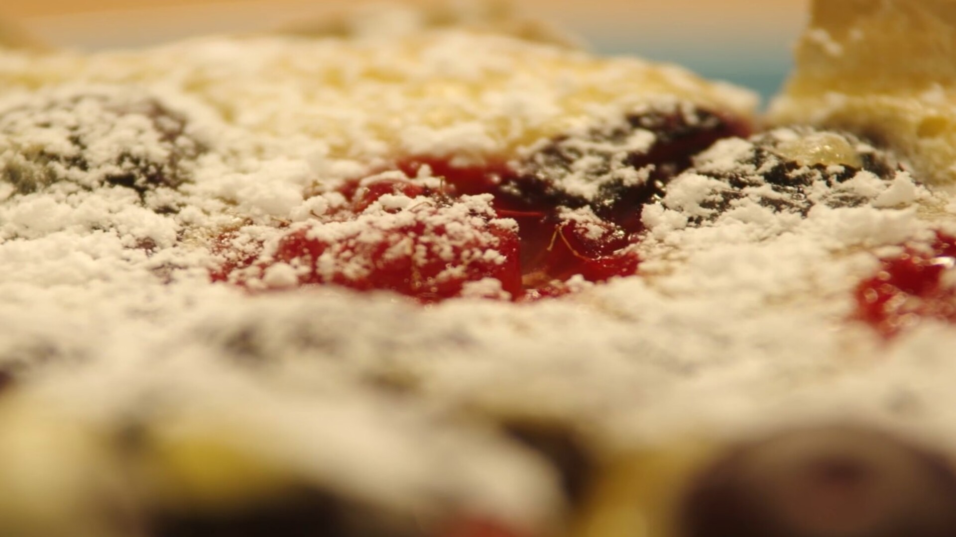 Beeren-Clafoutis, eine süße Fusion aus Kuchen und Vanillepudding