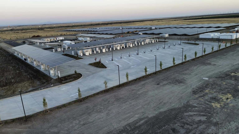 Gallery Detail: The World S Largest Tesla Supercharger Station Is Entirely Off