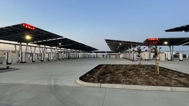 Photo inspiration: Visual Reference: The World S Largest Tesla Supercharger Station Is Entirely Off