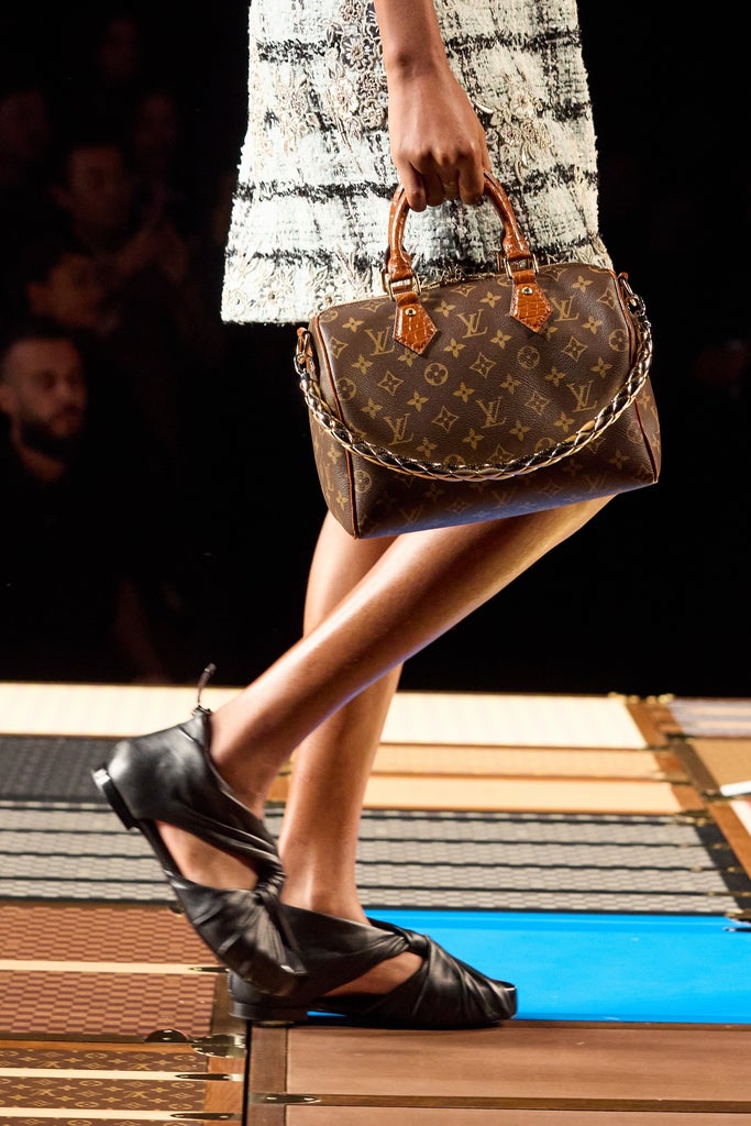 6 Handbag Trends That Will Have Your Summer Style In A Bag