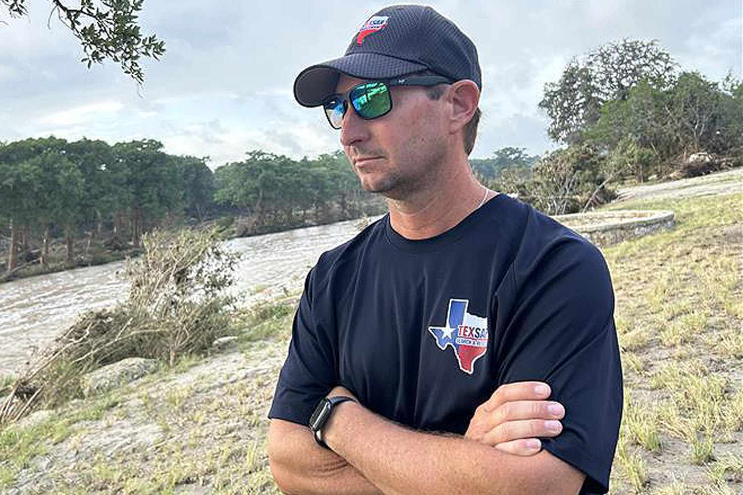 Man’s Wife and Kids Died in Flood. 10 Years Later, He’s Helping Look