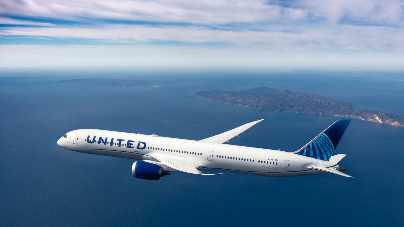 United Airlines To Resume Flights - AA1IdaYx.img