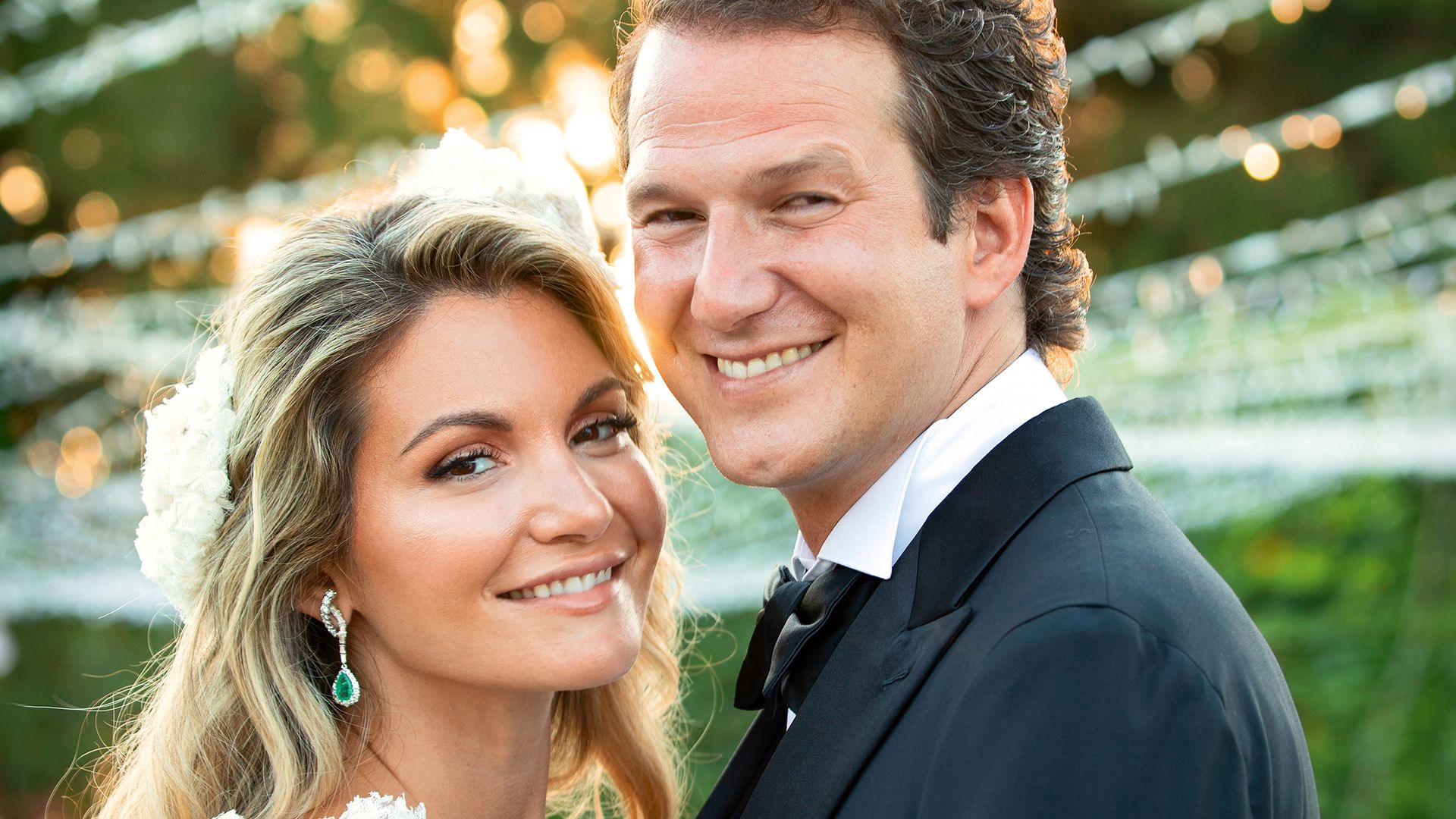 Vestido Jesus Peiro Murcia Feliciano López Y Sandra Gago Publican Su álbum  De Boda, image size:1920x1080