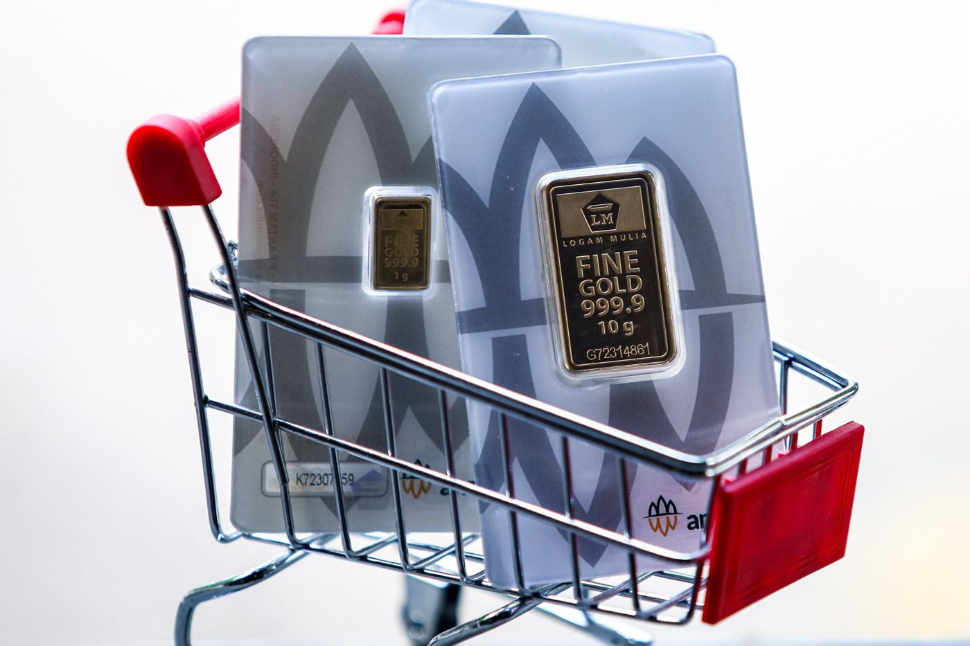 Harga Emas Antam Naik Rp 6.000 Jadi Rp 2.470.000 per Gram, Rabu 17 Desember 2025