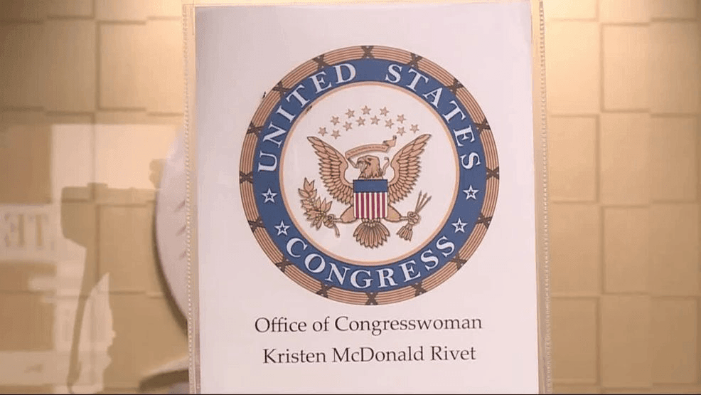 Congresswoman McDonald Rivet opens new Saginaw district office