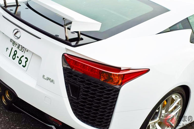 超希少　LEXUS LF A  ボディ 1億円超え!? レクサス「和製スーパーカー」登場！ “匠”手作りの