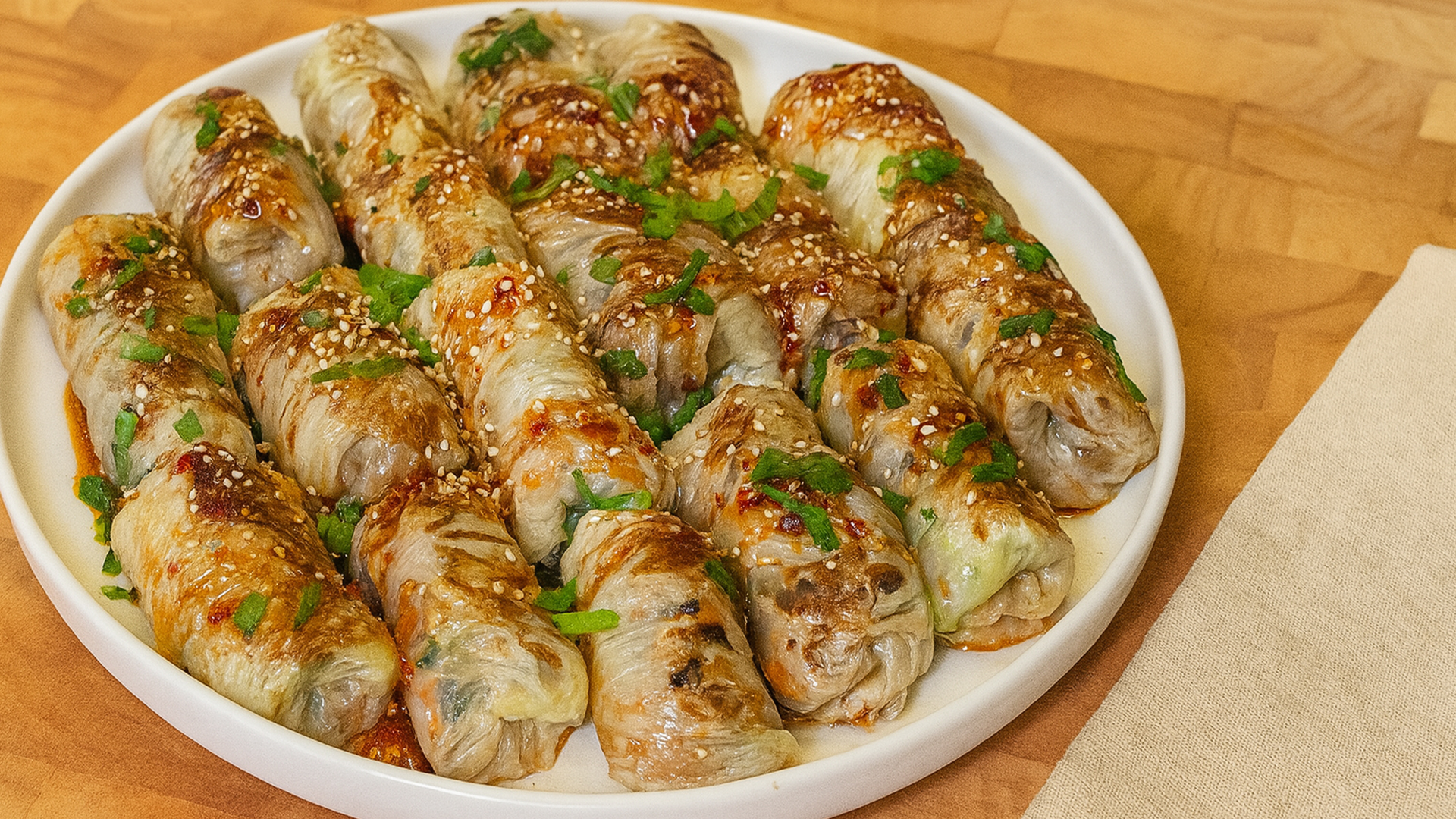 Wie Man Vegane Chinakohl-Rouladen Macht | Leicht, Herzhaft &amp; 100 % ...