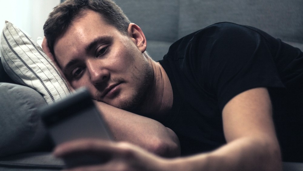 Why More And More People Feel Alone Especially Young Men