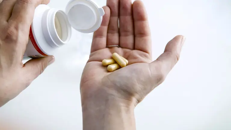 contioutra.com - Por que essa vitamina ganhou o apelido de &lsquo;ouro da juventude&rsquo; &mdash; e o que ela pode fazer com sua pele