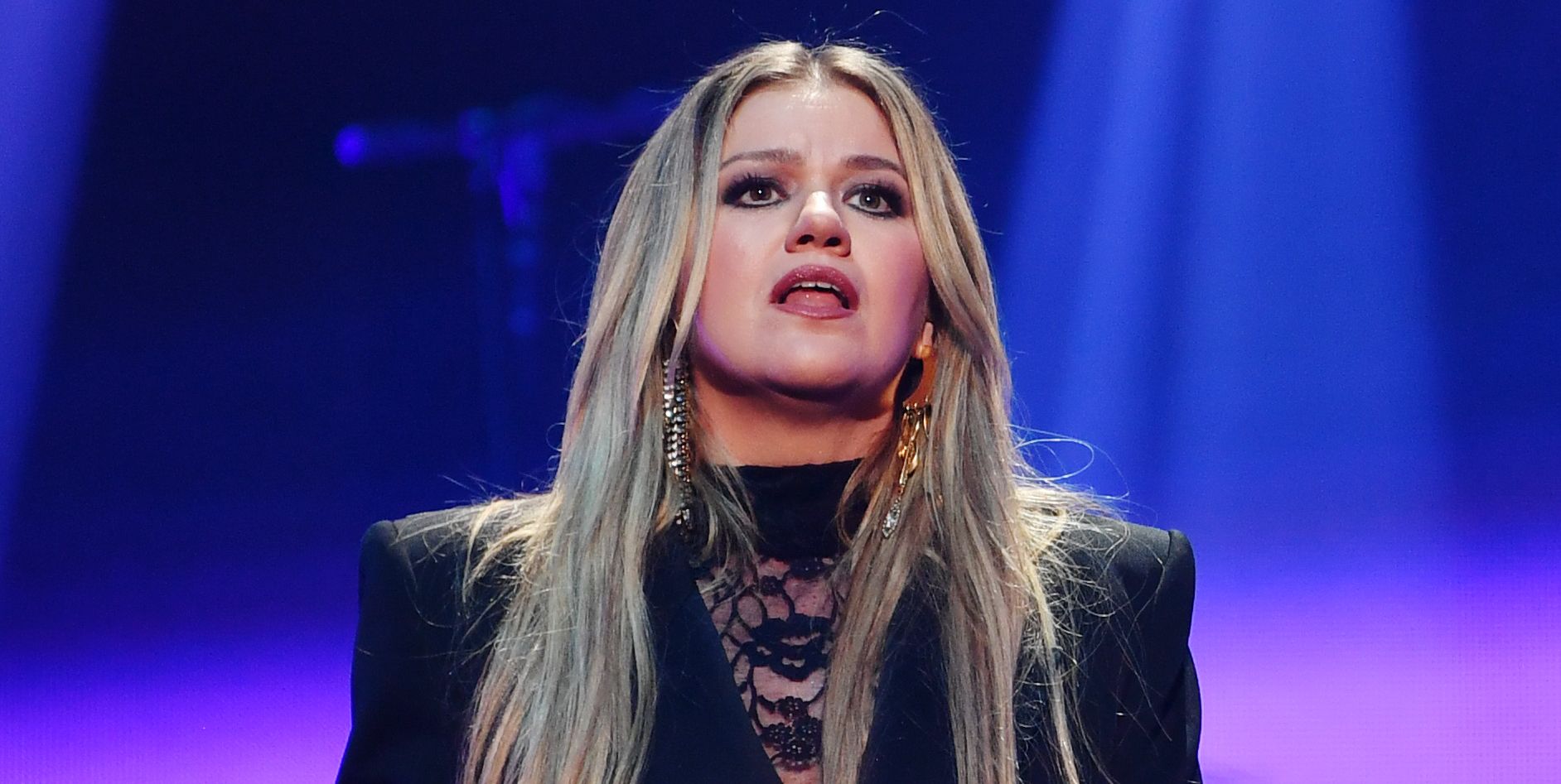 What's Going on With Kelly Clarkson? Sources Explain Why She Canceled
