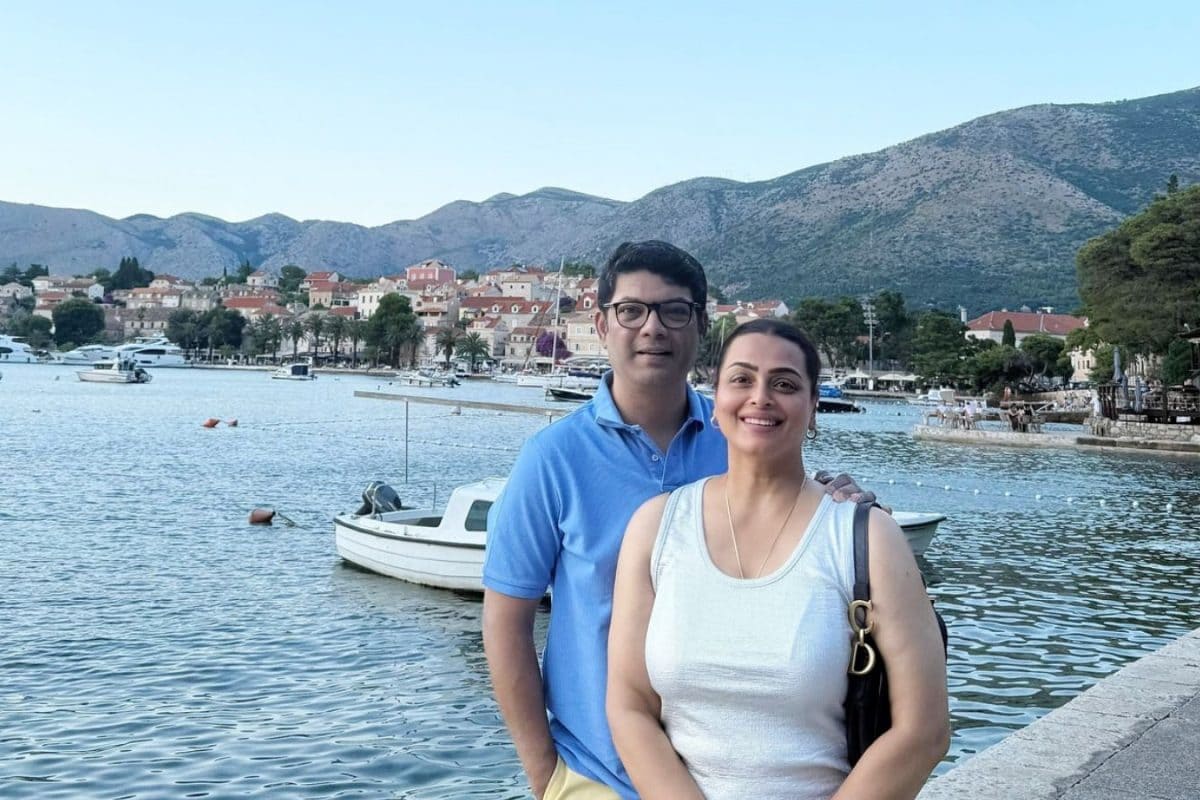 Shilpa and Aparesh got married in 2000. (Photo Credit: Instagram)