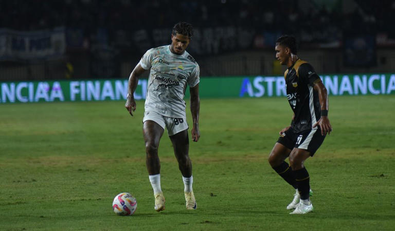 Pemain Baru Debut di Persib Bandung, Ramon Tanque Sudah Disukai Bobotoh, Julukan Baru Muncul