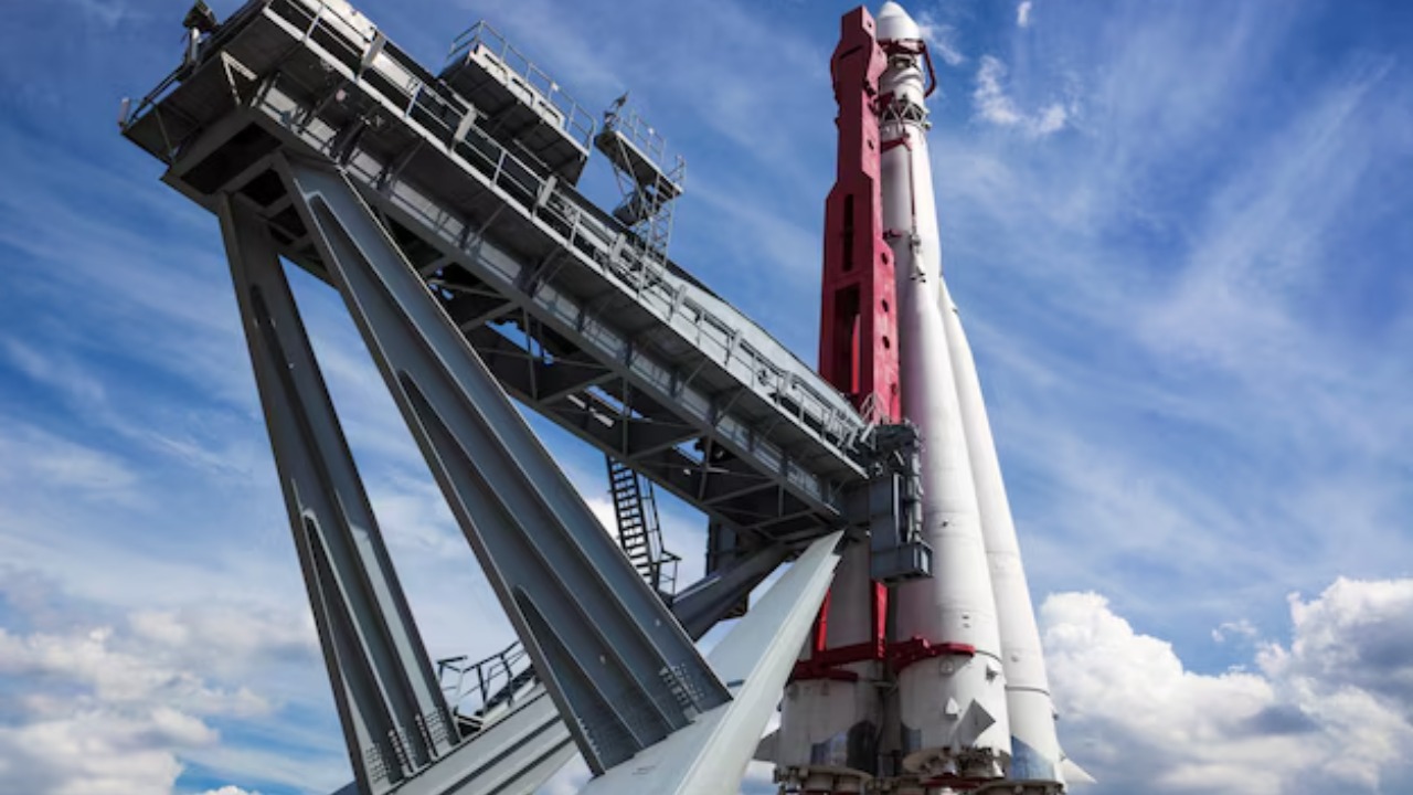 The Musk-Bezos rivalry targets AI data centers in orbit