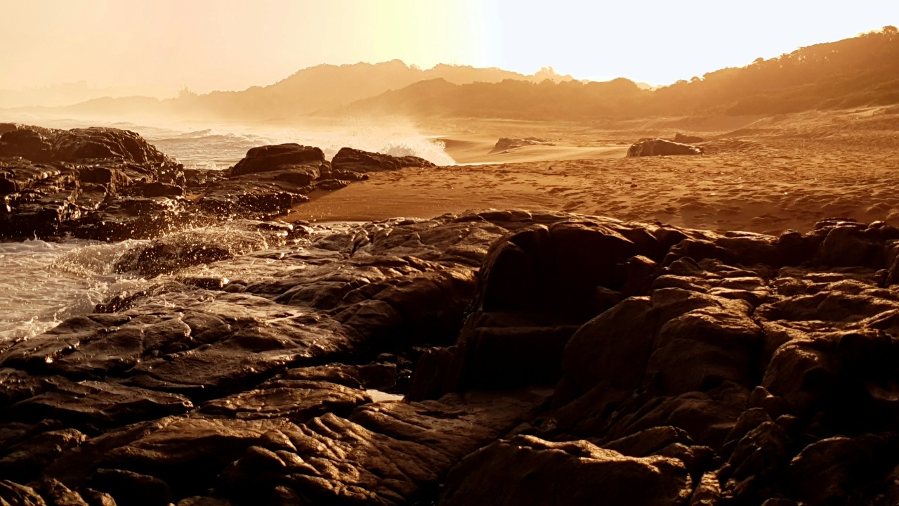 8 Clues Alien Civilizations Existed on Mars