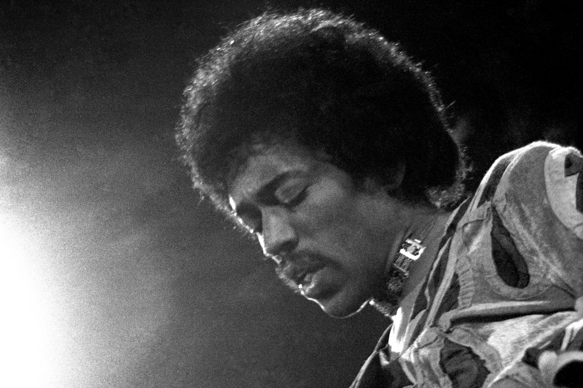 Jimi Hendrix bandmate's estates lose music rights battle