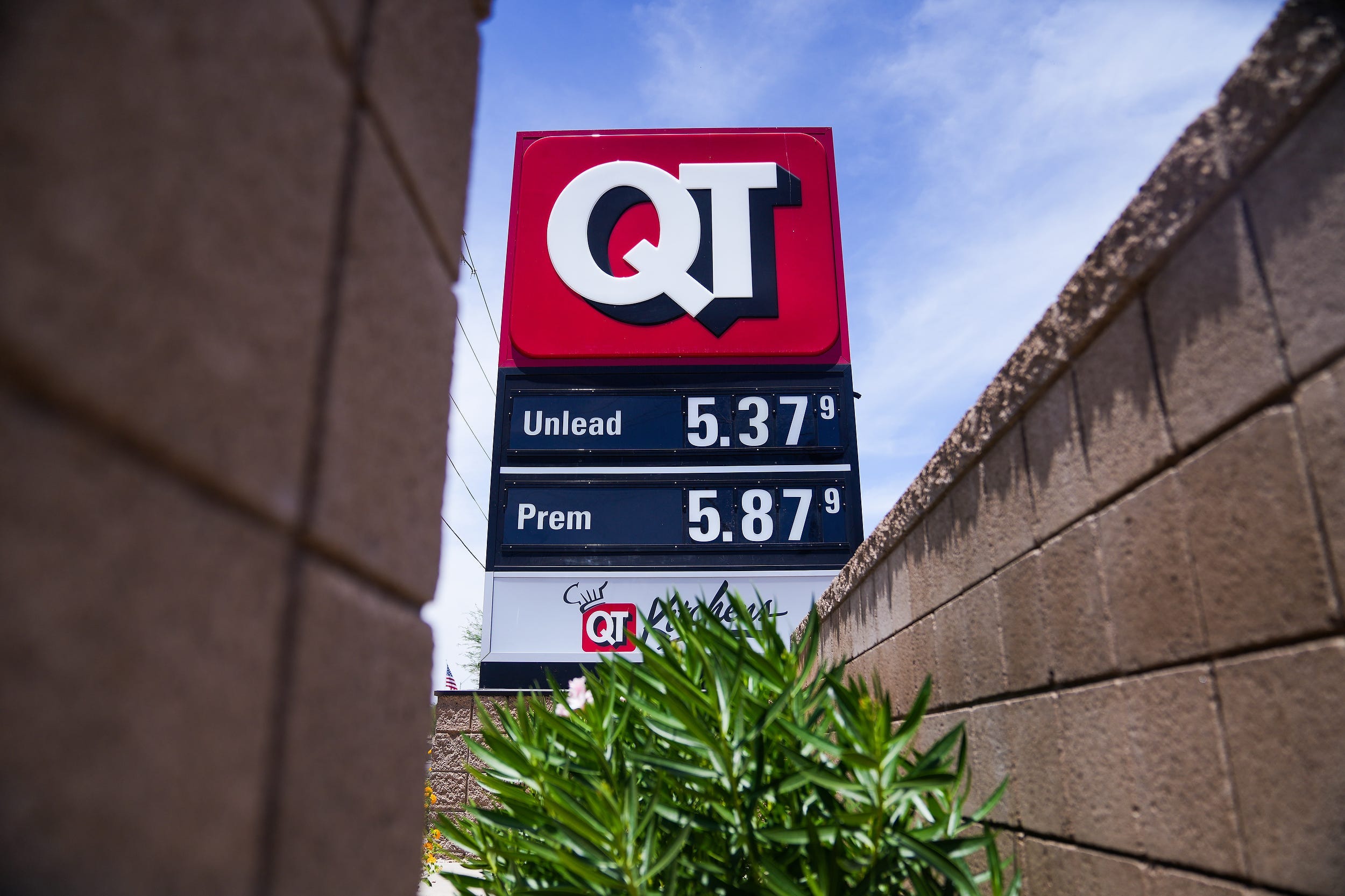 1.8 billion Powerball winner in Missouri comes forward for 410