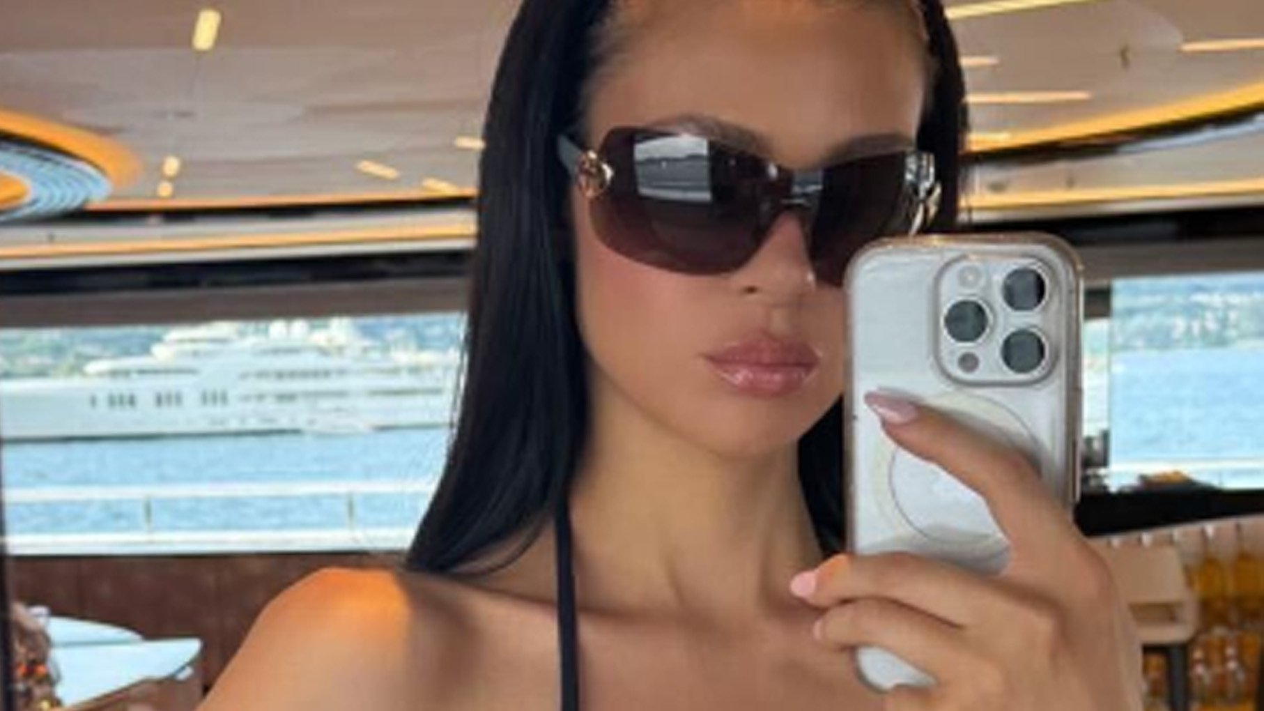 Nicola Peltz makes a bold nod to David Beckham amid a rift