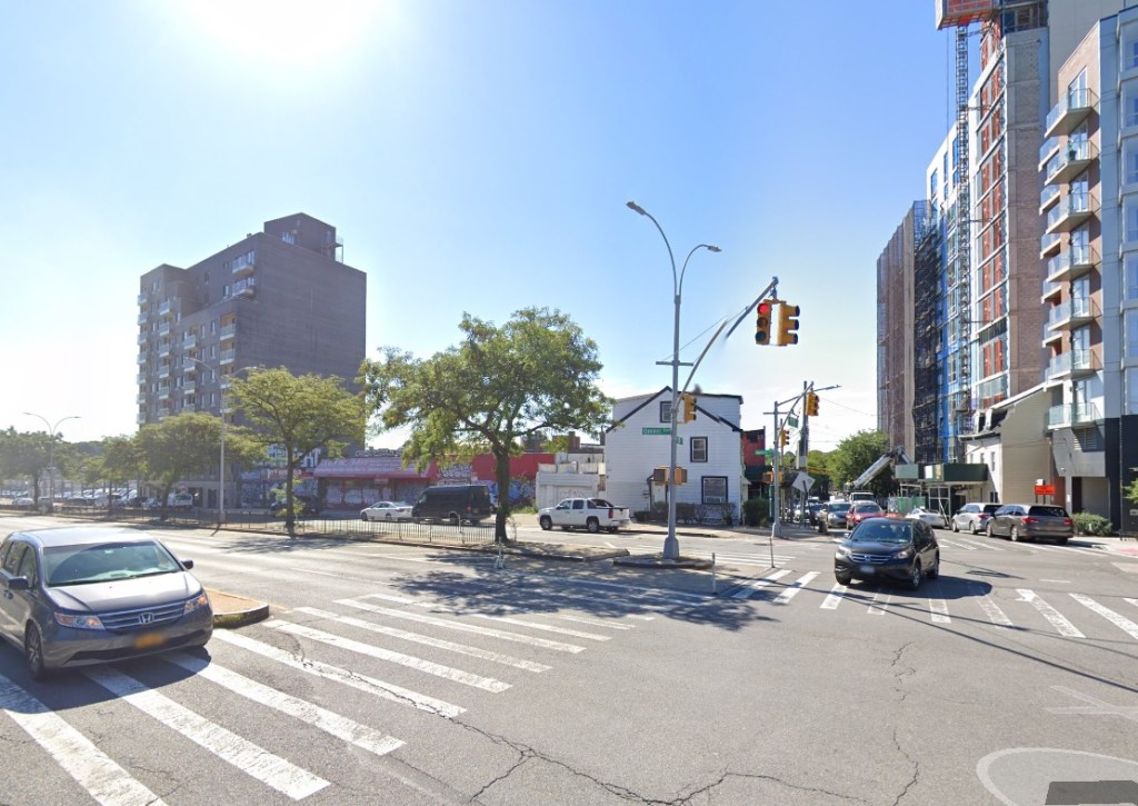 Kidnapping victim abducted outside - AA1Ii4bP.img