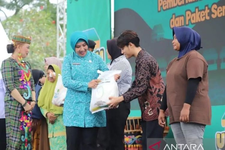 Dukungan TP PKK untuk Pemberdayaan Usaha Kecil di Kalimantan Timur, Gelar Festival UMKM 2025 dan CKG