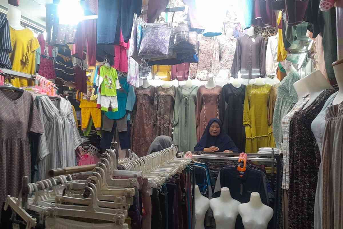 Dari Pedagang ke Petani: Kehidupan Perjuangan di Tengah Menurunnya Daya Beli