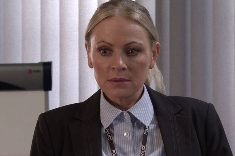 Coronation Street legend 'to return' after 13 years as Tia Wardley's  identity 'unveiled'