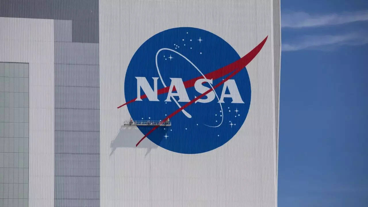 NASA employees layoffs: Trump administration planning to cut over 2,000 ...